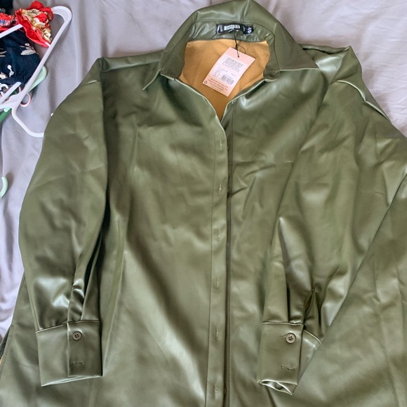 Missguided shacket - Picture 2 of 3